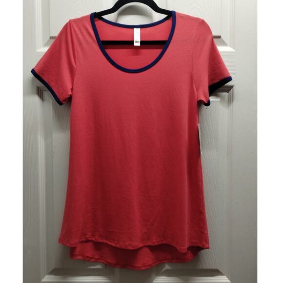 LuLaRoe Tops - Lularoe NWT Size XS Classic Tee Coral Short Sleeves Navy Blue Trim High Low Top